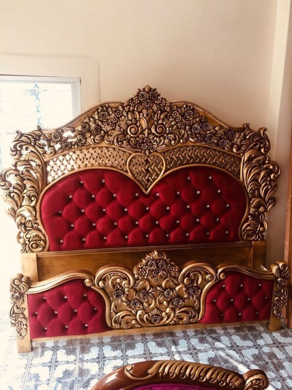 Chinioti Red Valvet Beds Design