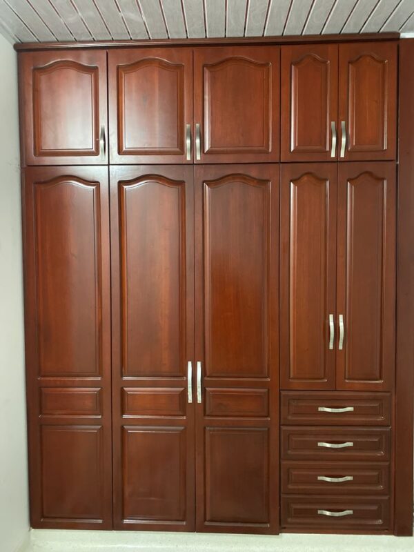 Chinioti Classic Wardrobe